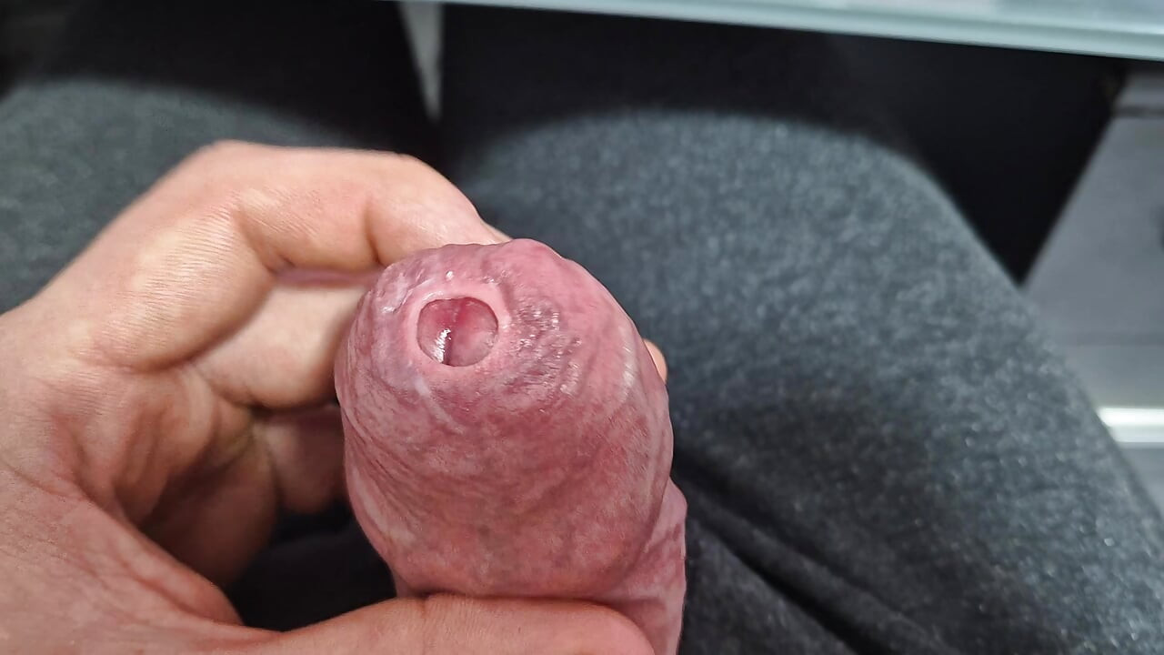 Neporezana Uska Fimoza Kurac Precum Zavodljivanje za Ljubitelje Prepucija S Izbacivanjem Sperme