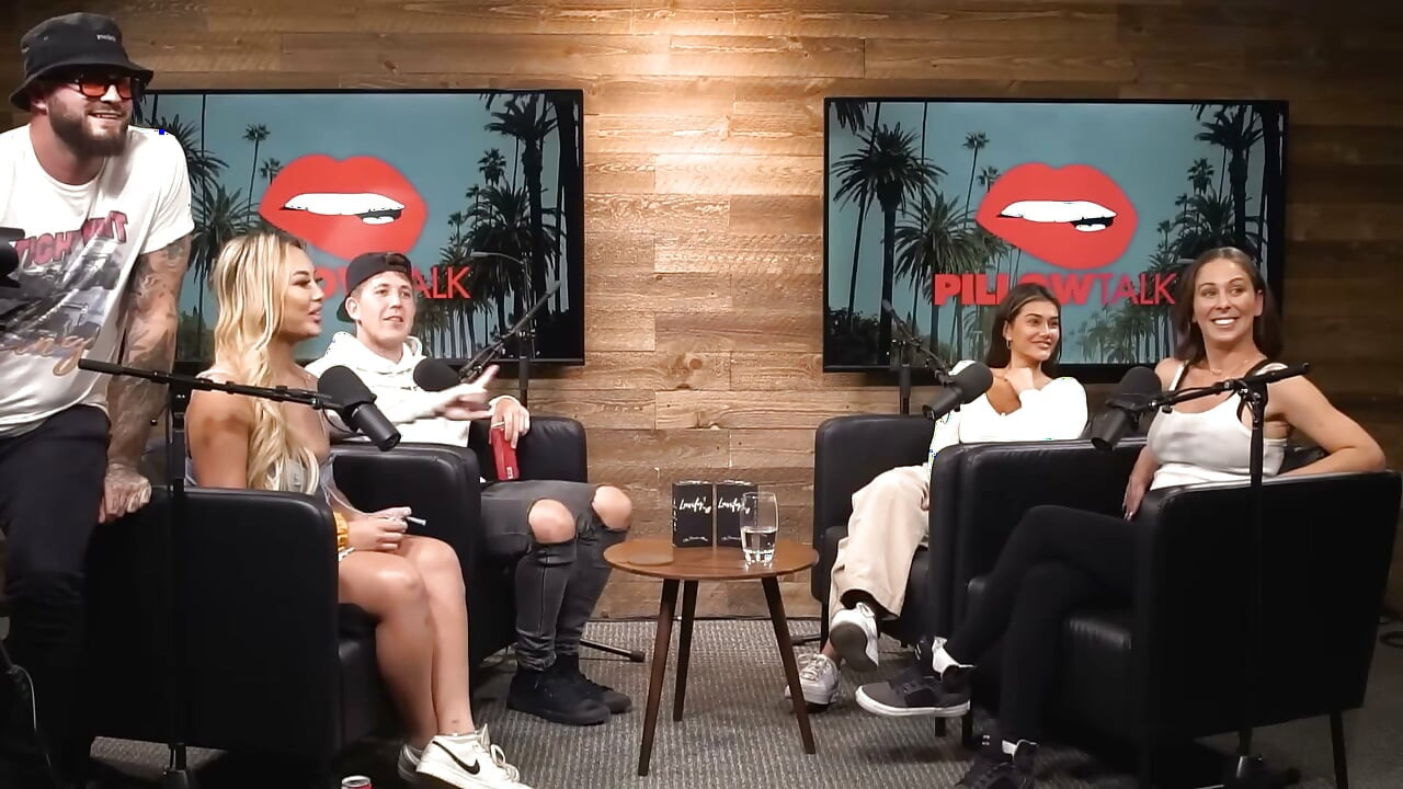 Cherie Deville Hooks up with Sara Rose in Podcast Studio