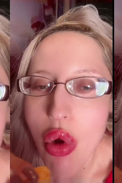 Asmr chipsy ziemniaczane jedzenie słuchaj w słuchawkach