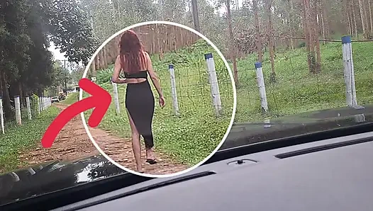 Flash-Schwanz zu einem Mädchen im Auto!