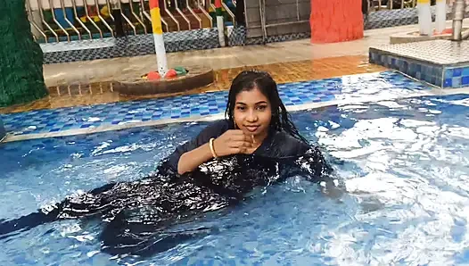 Hintli vabi yüzme havuzunda seks videosu gerçek Bengalli edepsiz taik