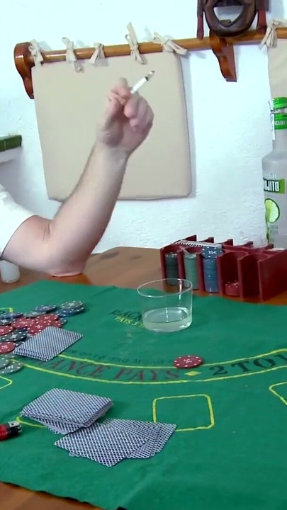 Verloren heisst verloren jetzt lass dich ficken | Clip 1