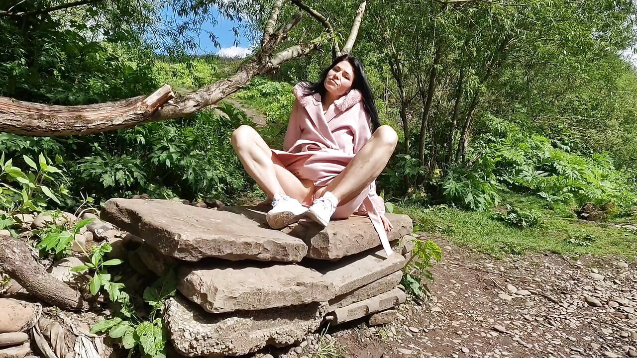 Open Legs Outdoors and Pissing