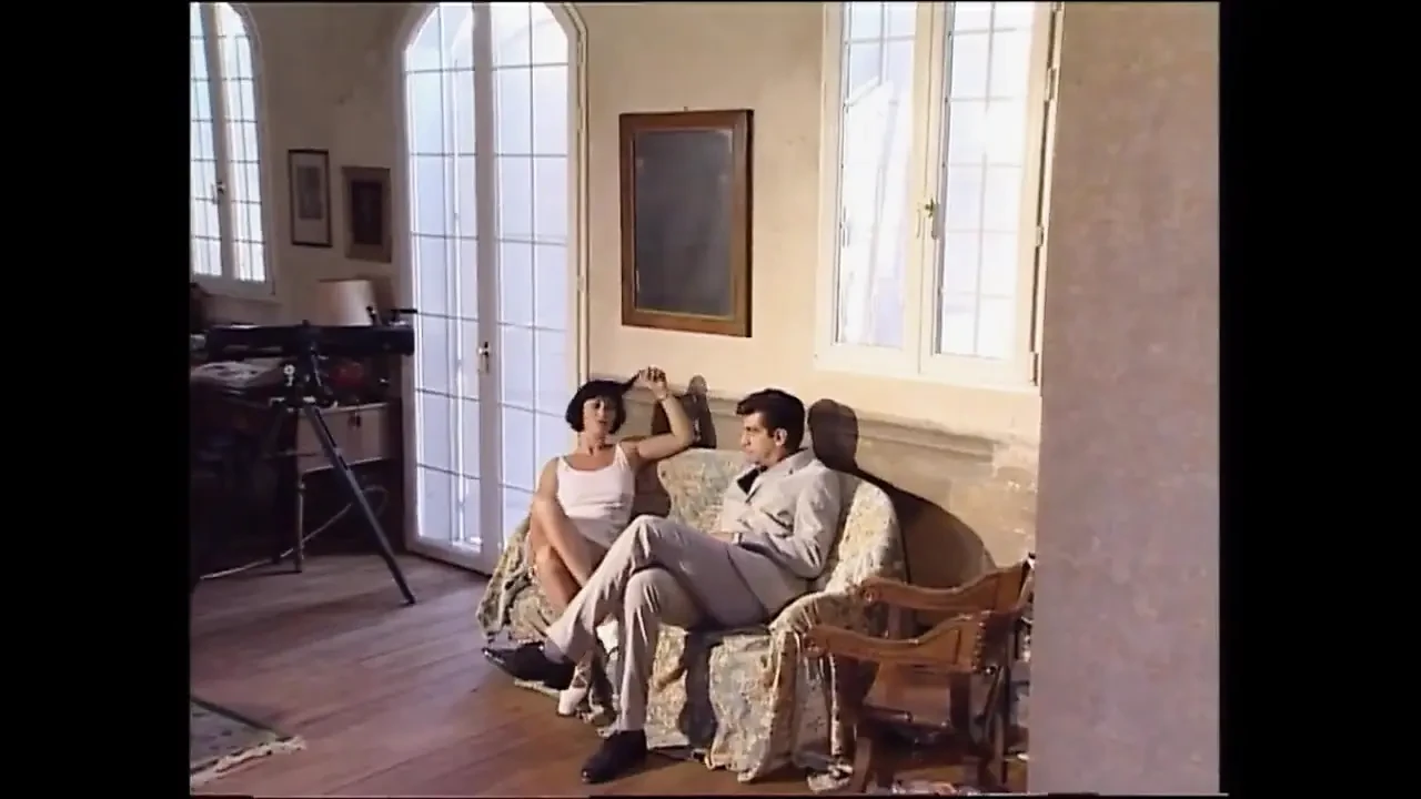 Elodie Cherie - outdoor,fingering