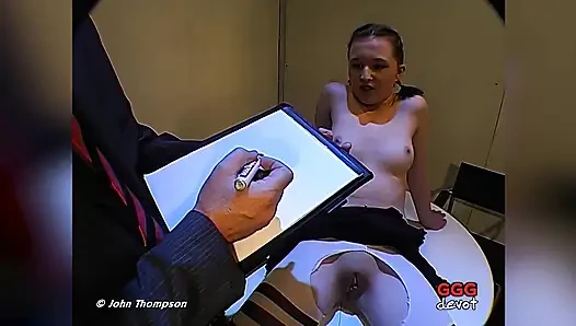 Edepsiz Sürtüğün Yüzü Ve Amcığı Tüm Mürettebat Tarafından Sırılsıklam Oluyor