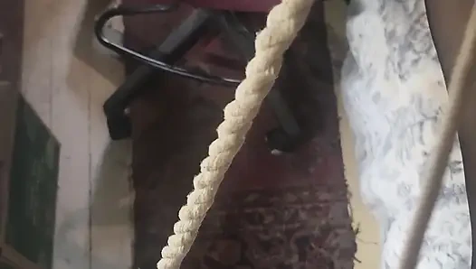 Goode Mädchen, Unhã1/4ckliches Crucifix-ballbusting Teil 2