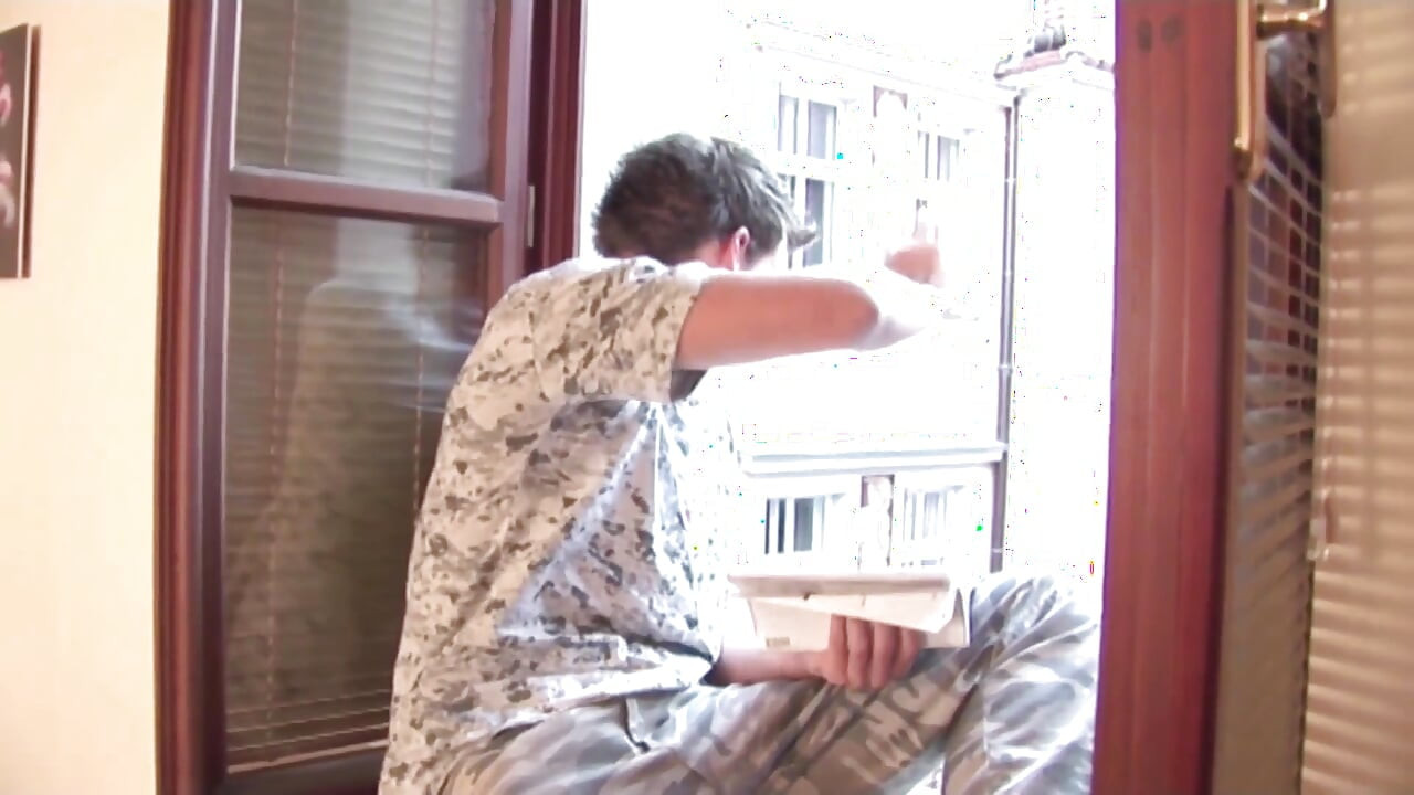 Exclusive video Bareback: Sexy and horny gay couple love to squirt cum in anal fucking