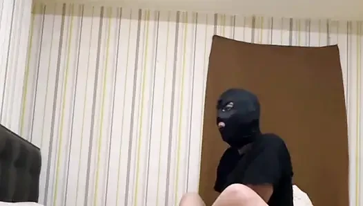 TikTok kullanıcıları hâlâ eğlenceli canlı yayın yapıyor Hatta büyük siyah bir penis dönüşü bile var