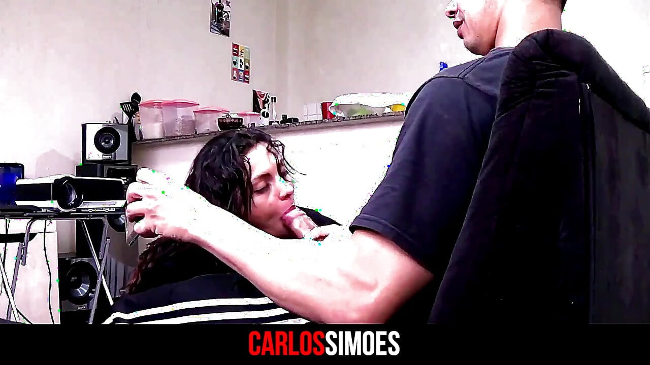 Dando Para O Puto Safado Gostoso Na Sala