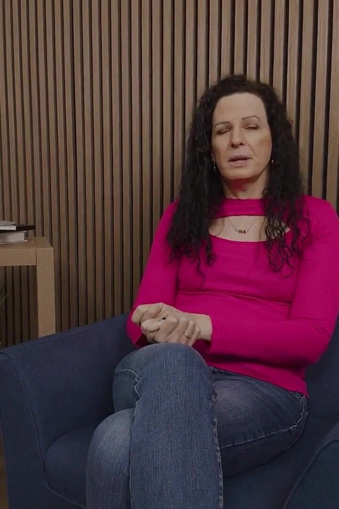 AuntJudysXXX - 你的 58 岁成熟的性治疗师 Beth Mckenna - 特殊治疗 POV