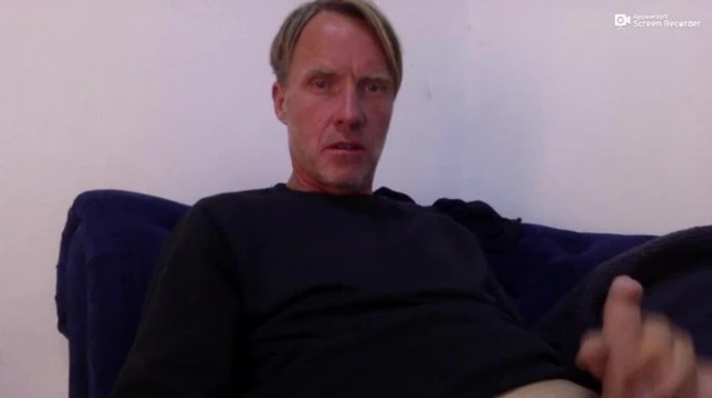 GermanGuy showoff his cock