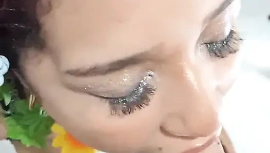 Ich ficke meine nachbarin, während sie im zimmer ist und fernsieht, das passierte in vereinigten Staaten