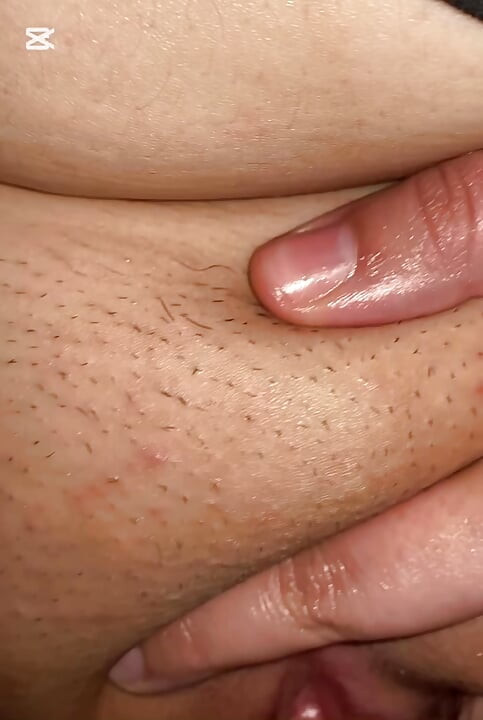 🔥 I rub my clit with a dildo until I end up screaming like a nymphomaniac