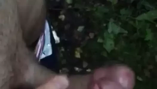 ormanda gaf beceriyor jizz jackin