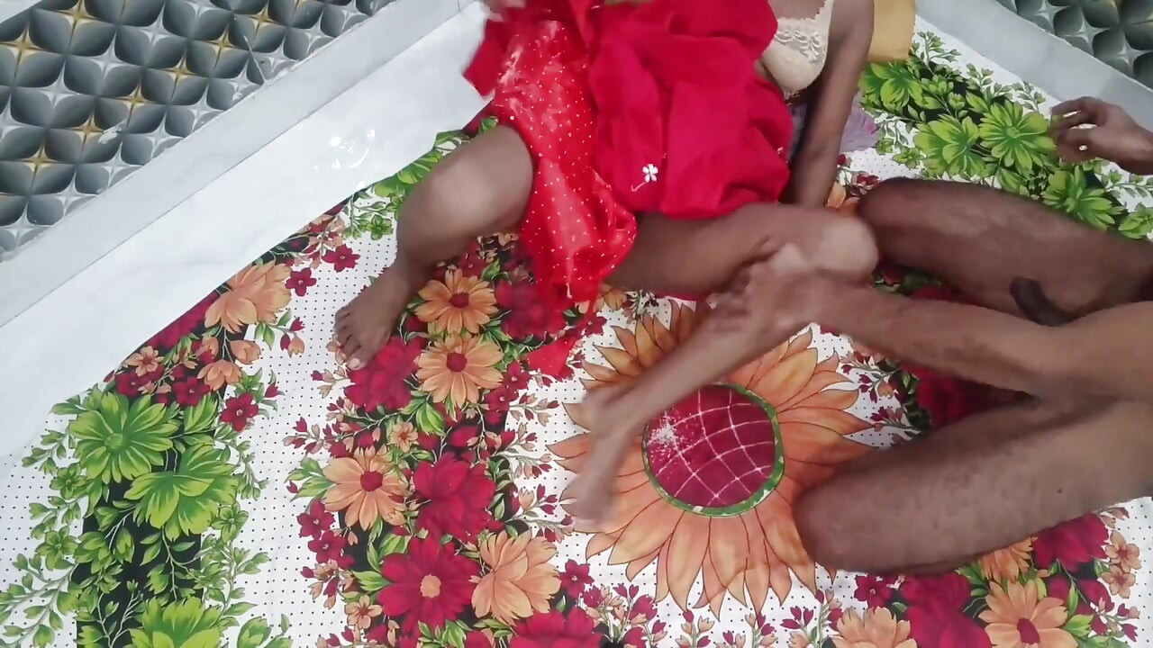 Indian Bhabhi Red Traditional Dress Intimate Sex with Devar - Homemade