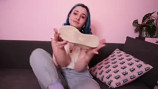 Твой фут-фетиш // Унижение // Доминирование // Я знаю, что ты не плох на моих Onlyfans любящих мои сладкие ступни... Итак, вот он