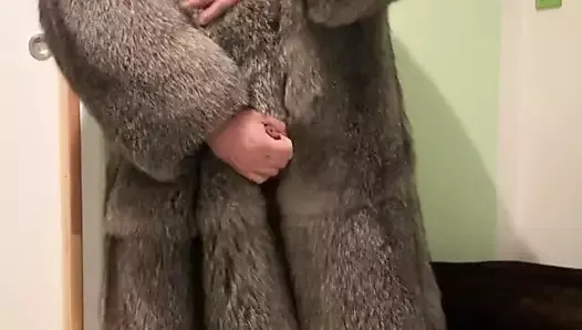 fur fetish wank