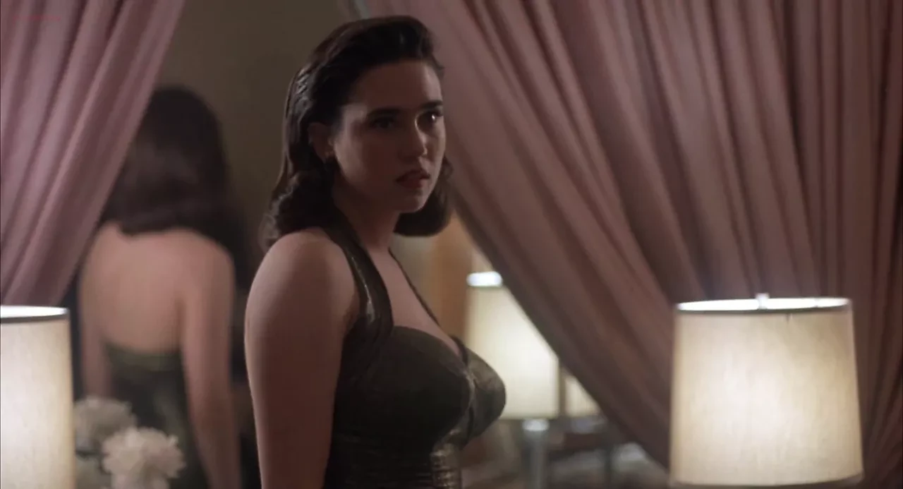 Jennifer Connelly - "Mulholland vízesés"