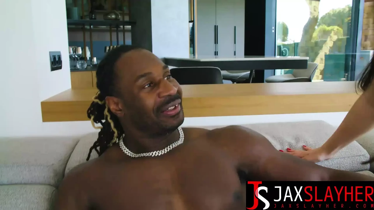 Seductive Mary Rock Receives Unstoppable Interracial Banging