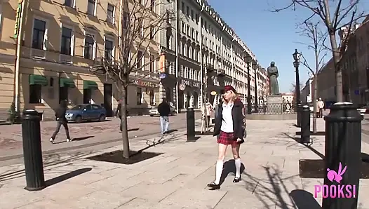 Ruby si pantat bahenol lagi asik seks anal pakai jari sampai lubangnya menganga lebar!