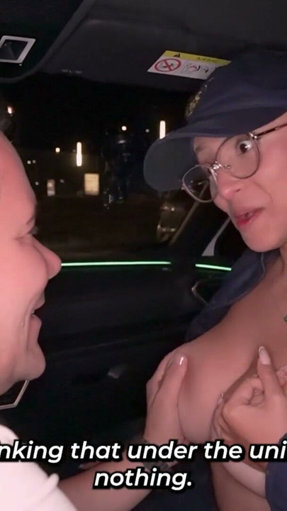 Para! Policía tetona es follada por un chico espeluznante | Clip 1