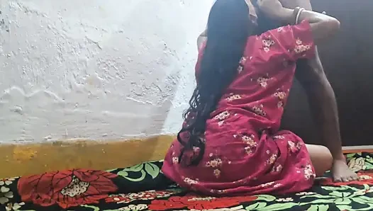 Pasangan India ngentot gaya doggy