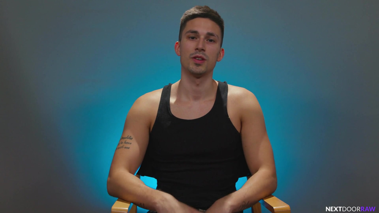 华丽的twnk性感翻转乱搞现实生活中的tatted BF大屁股