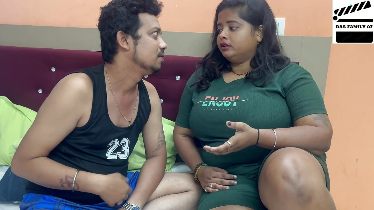 BAARE DUDHWALI BHABI OR THARKI DEWAR KI CHUDAI RAW CLIPS