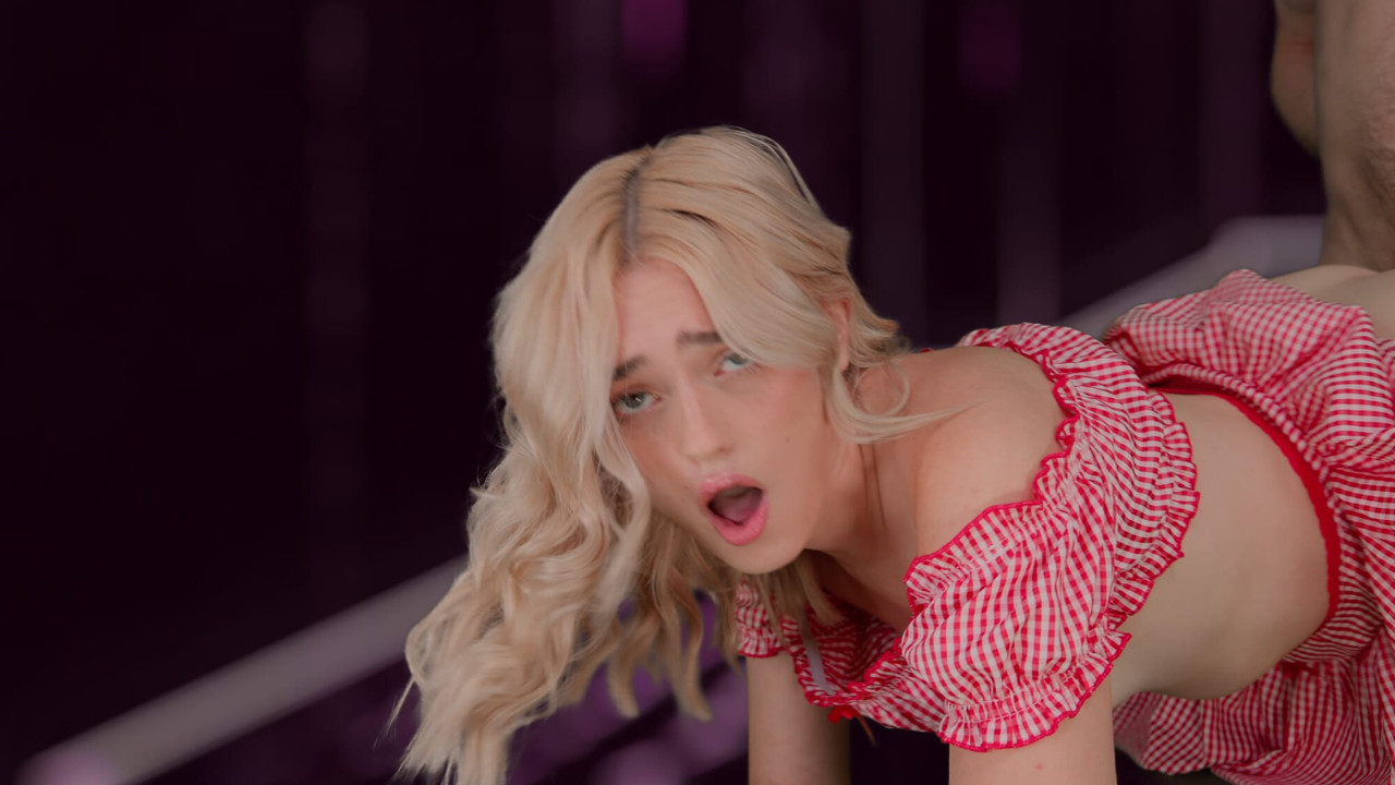 VRSpy - Gracey Snow On Demand