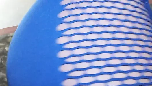 Трахнул пальцами свою сочную киску