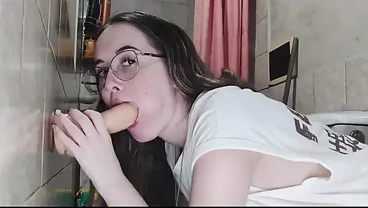 Melatih tenggorokanku