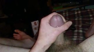 Wanking and cumshot before bed..