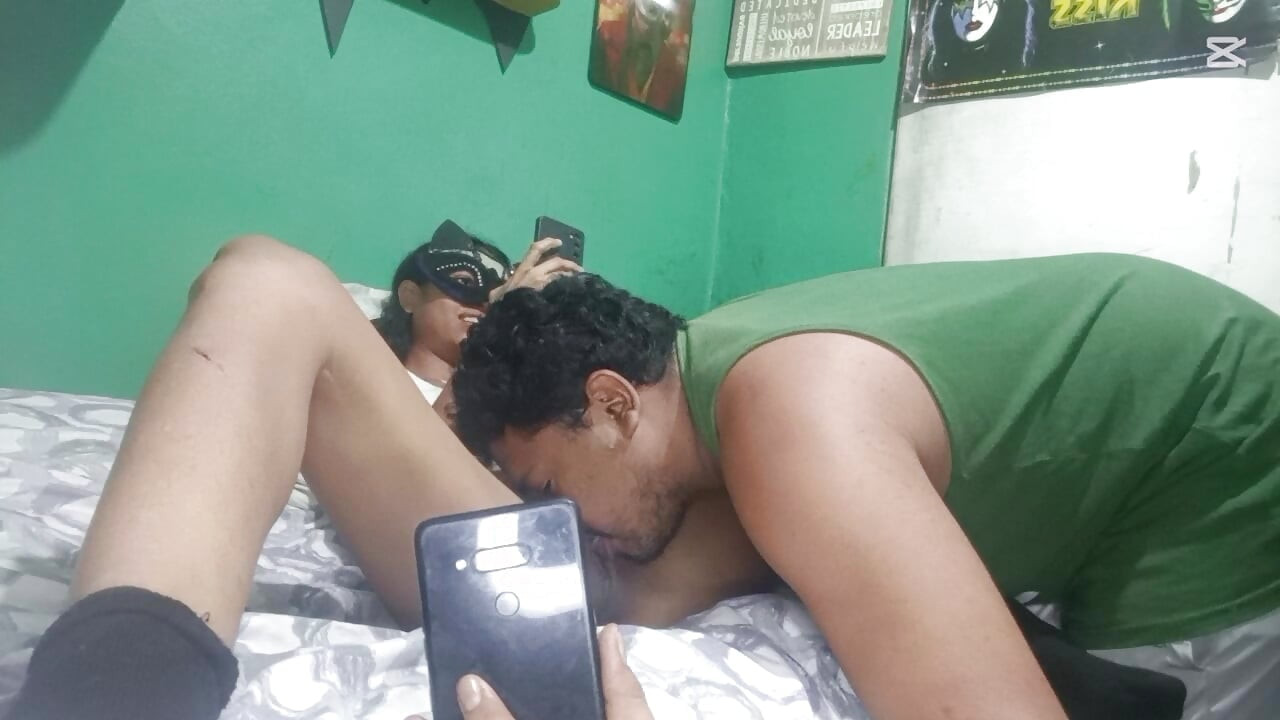 Sucking my friend's pussy while she's on a call with her boyfriend