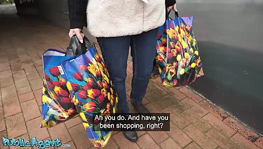 Public Agent - große natürliche russische MILf POV blowjob schnell harter fick mit total fremden