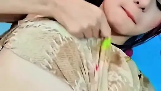 She's 18 Years Old, I Met Her at University and This Happened