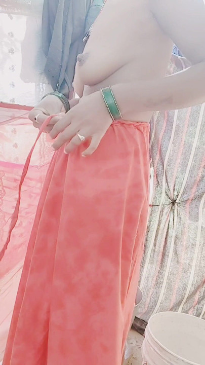 Nahate Ho chupke Se video banaya bhabhi ka gora gora bubs | Clip 1