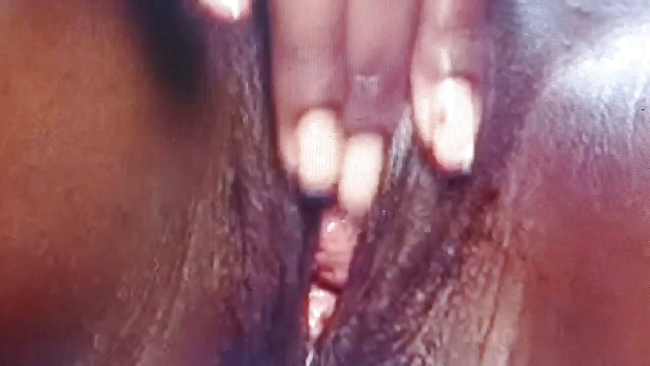 Burundian Μαλακίστηκε