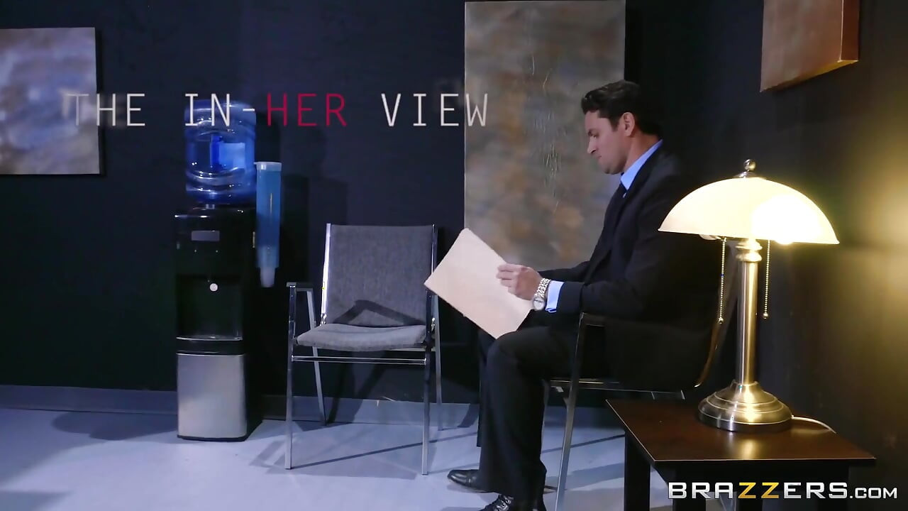 Ballerina Anna De Ville Treats Nervous Preston to a Hot Anal Creampie in Office