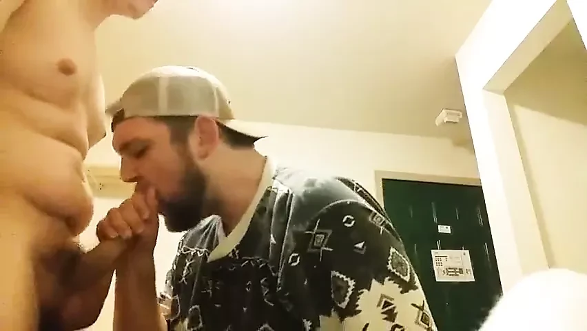 hungry fag sucks off chubby blonde