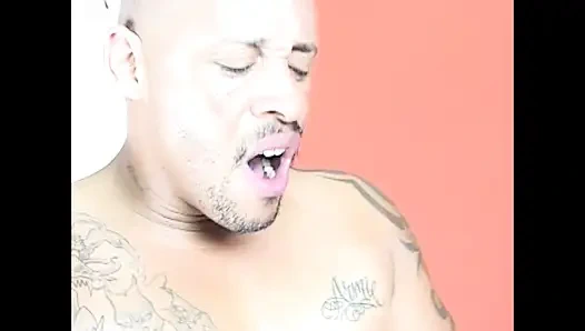 Kianna jade dientot habis-habisan sama kontol besar sampai matanya merem melek