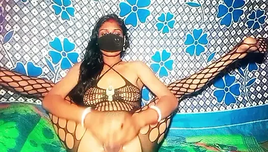 Mampi si kakak ipar india lagi asik ngentot dan ngentot sama cewek-cewek seksi