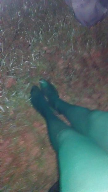Cd outdoors piss my nylon pantyhose legs and feet.