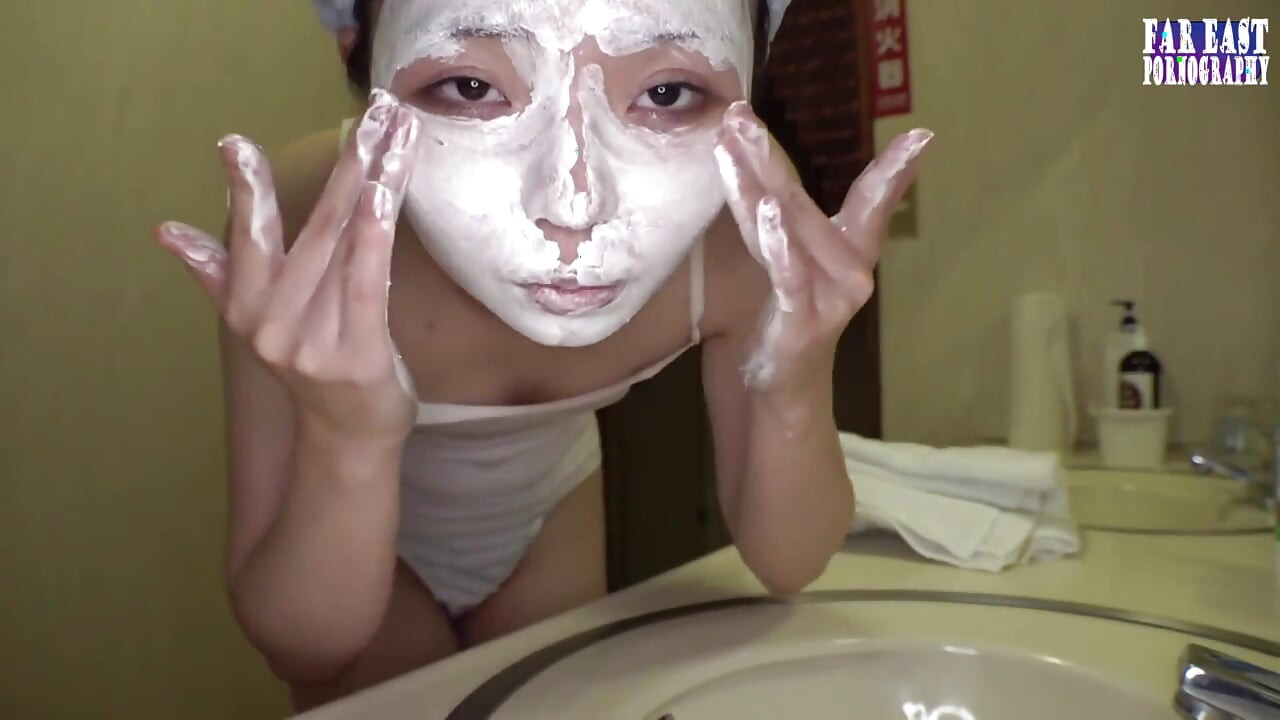 Rail-tease Rendezvous with a Short-cut Cutie Savoring Every Warm Drop Part.4