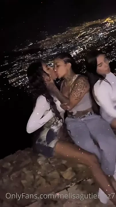 Kiss of three