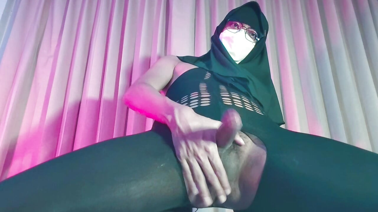 hijab student masturbation