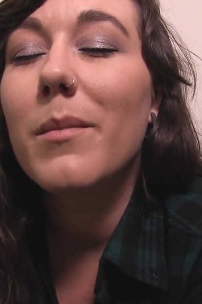 Sinn Sage की विशेषता मुझसे गंदी बात करें