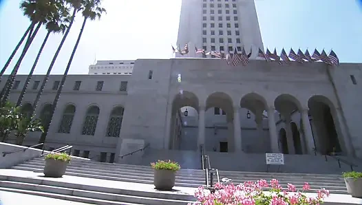 Güzel hatun banyoda yüzüne boşalıyor