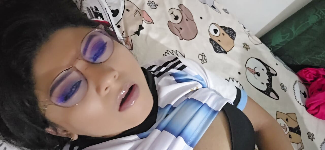 I MASTURBATE WITH MY BROTHER-IN-LAW TOUCHING MY BOOBS