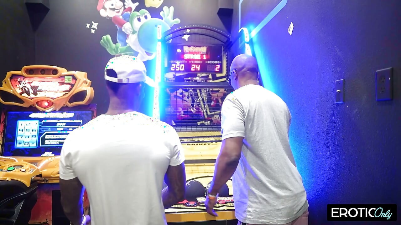 BBC Stretches Blonde Slut Wide in Arcade Pounding