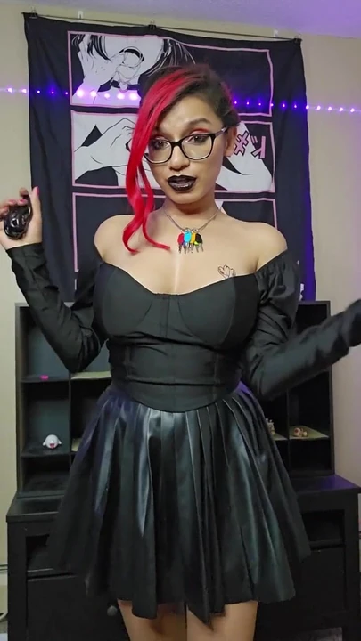 Epic moment from "Goddess Rarity tells you what to do while you are caged"